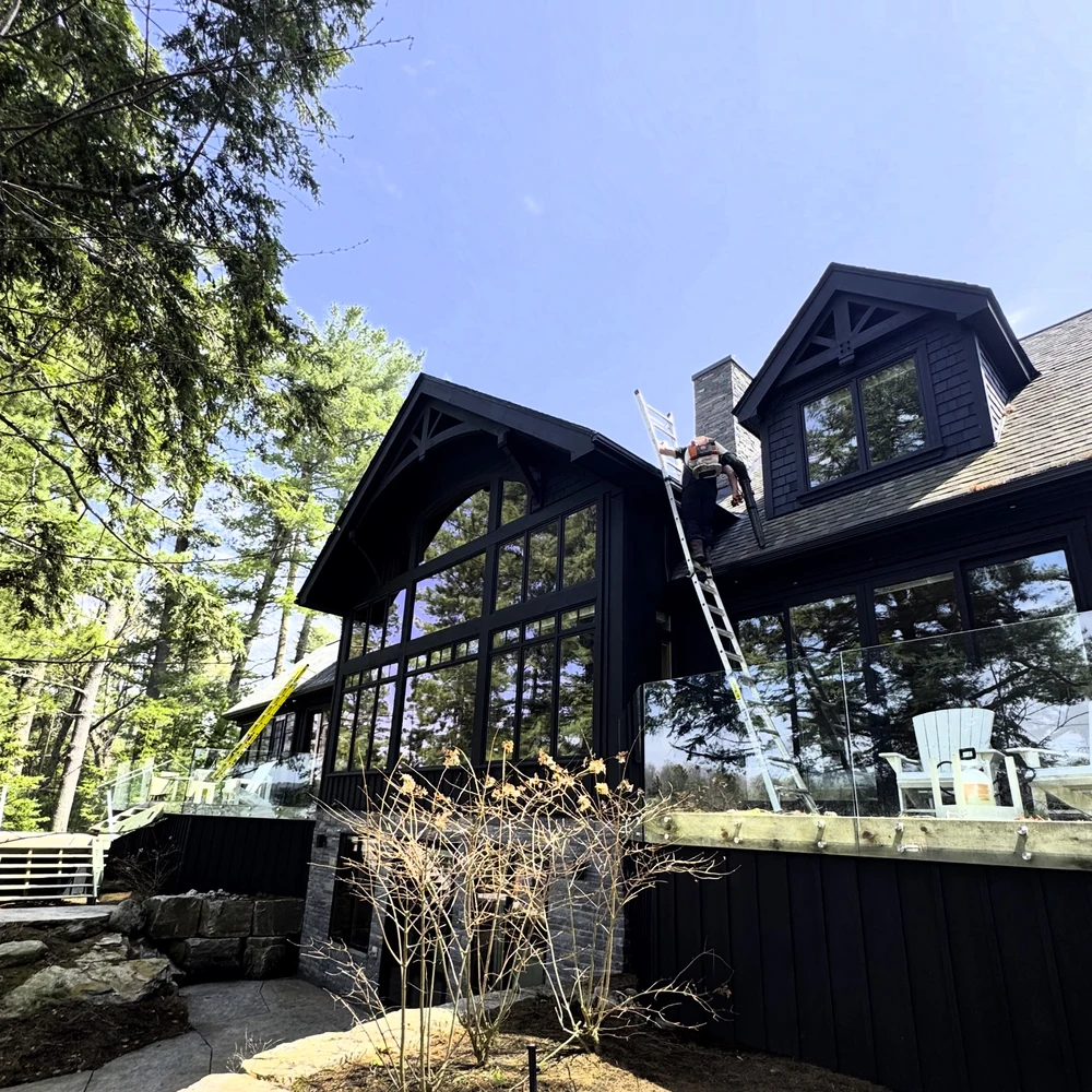 Professional gutter cleaning service in Muskoka, Ontario