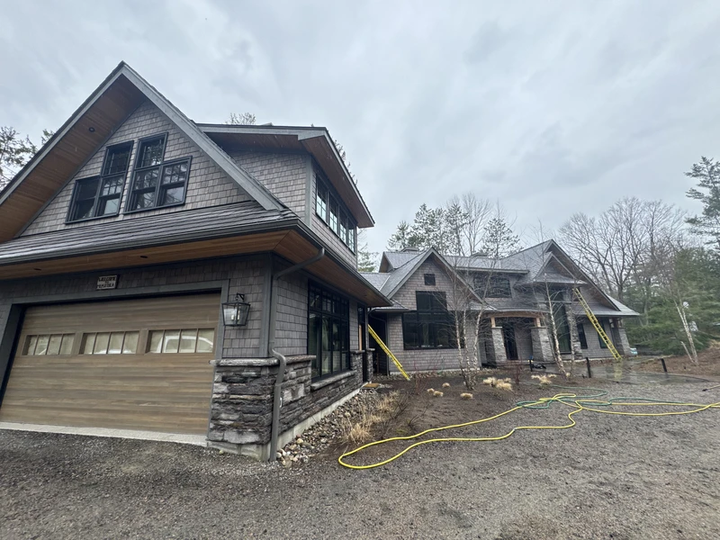Professional house washing service in Muskoka, Ontario